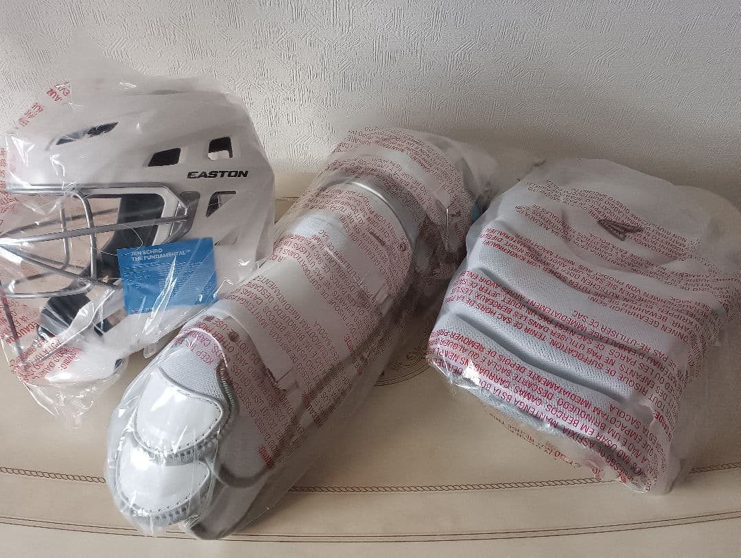 新品 イーストン キャッチャー防具一式