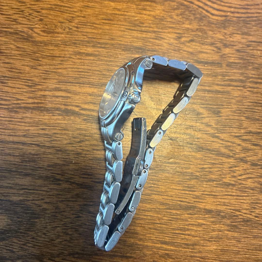 GUCCI 9040L レディース 腕時計 シルバー