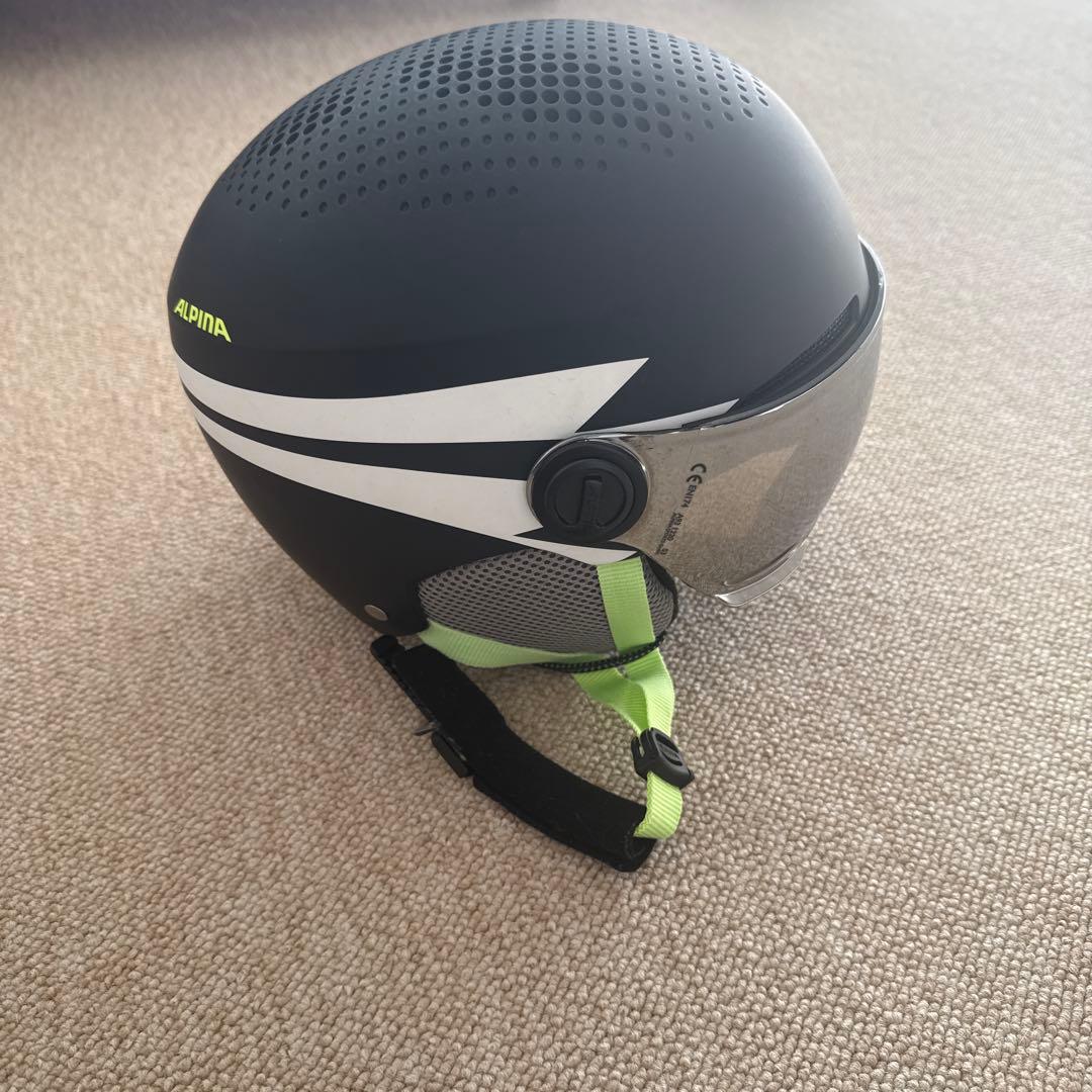 アルピナ　スキーヘルメットサンバイザー付き　ジュニア