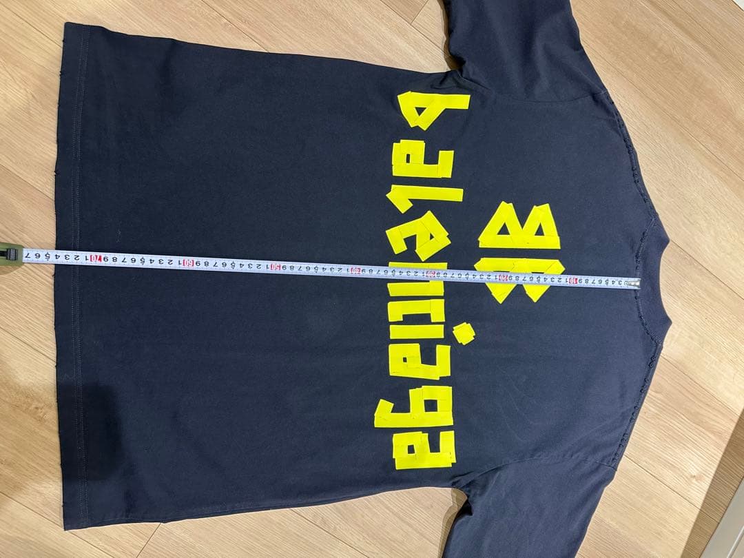 期間限定　BALENCIAGA ブラック Tシャツ　テープタイプロゴ