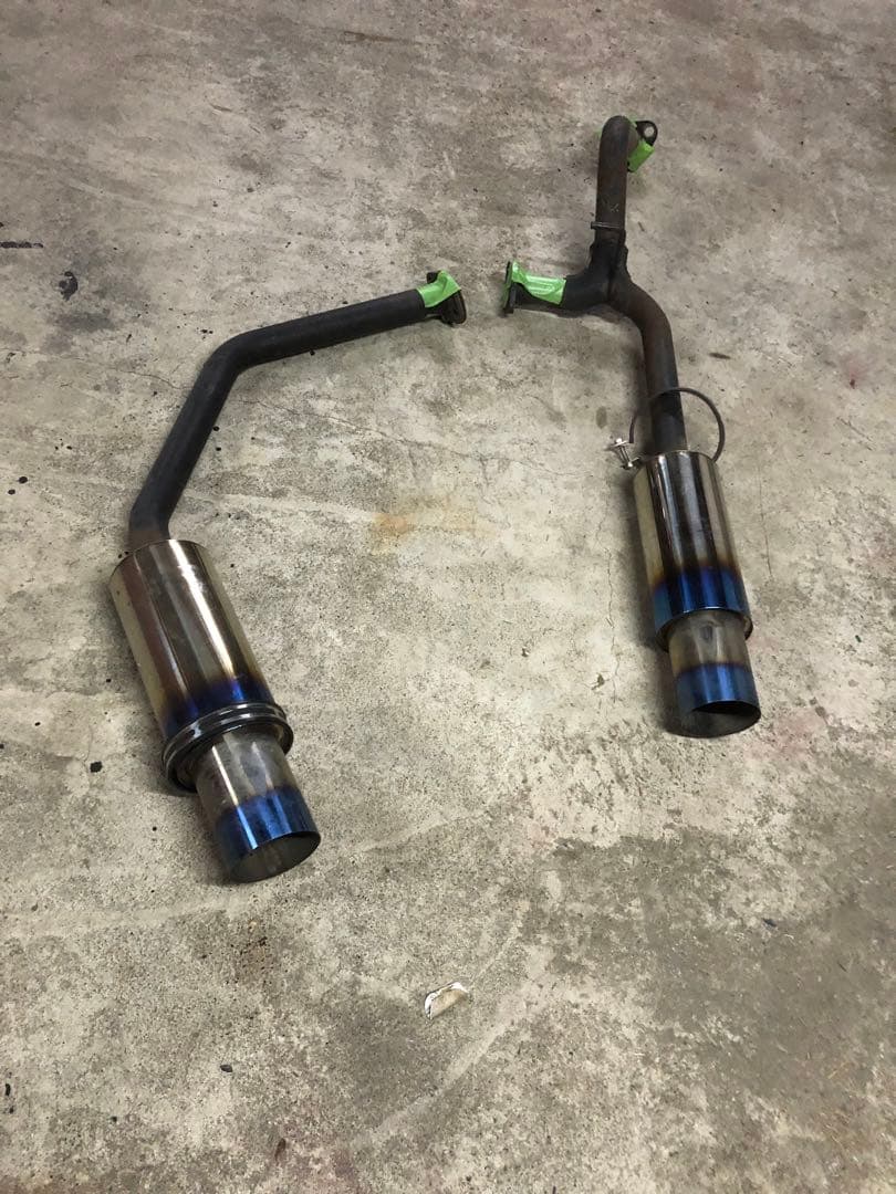 30プリウスワンオフマフラー