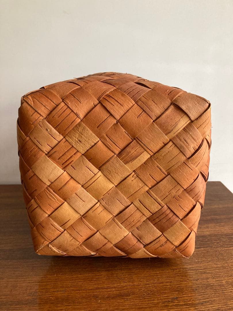 Galina ガリーナ さんの白樺かご（ラウンド）フィンランド　バスケット