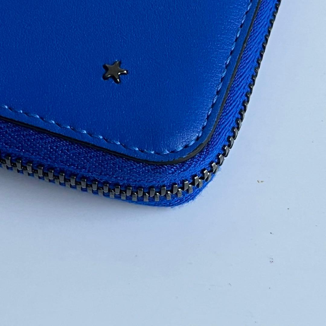 YoU-K ✨　JIMMY CHOO 　ラウンドジップ　財布　青　スタッズ