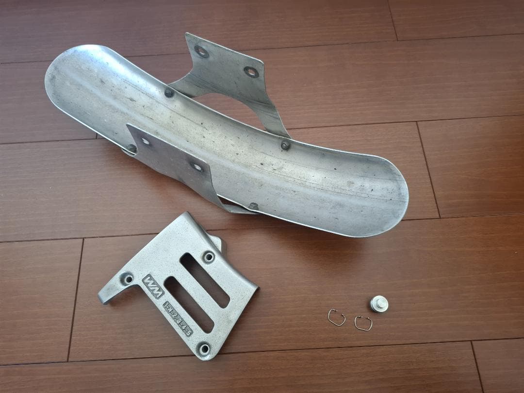 SR400/500 WM アルミスプロケットカバー アルミショートフェンダー 他