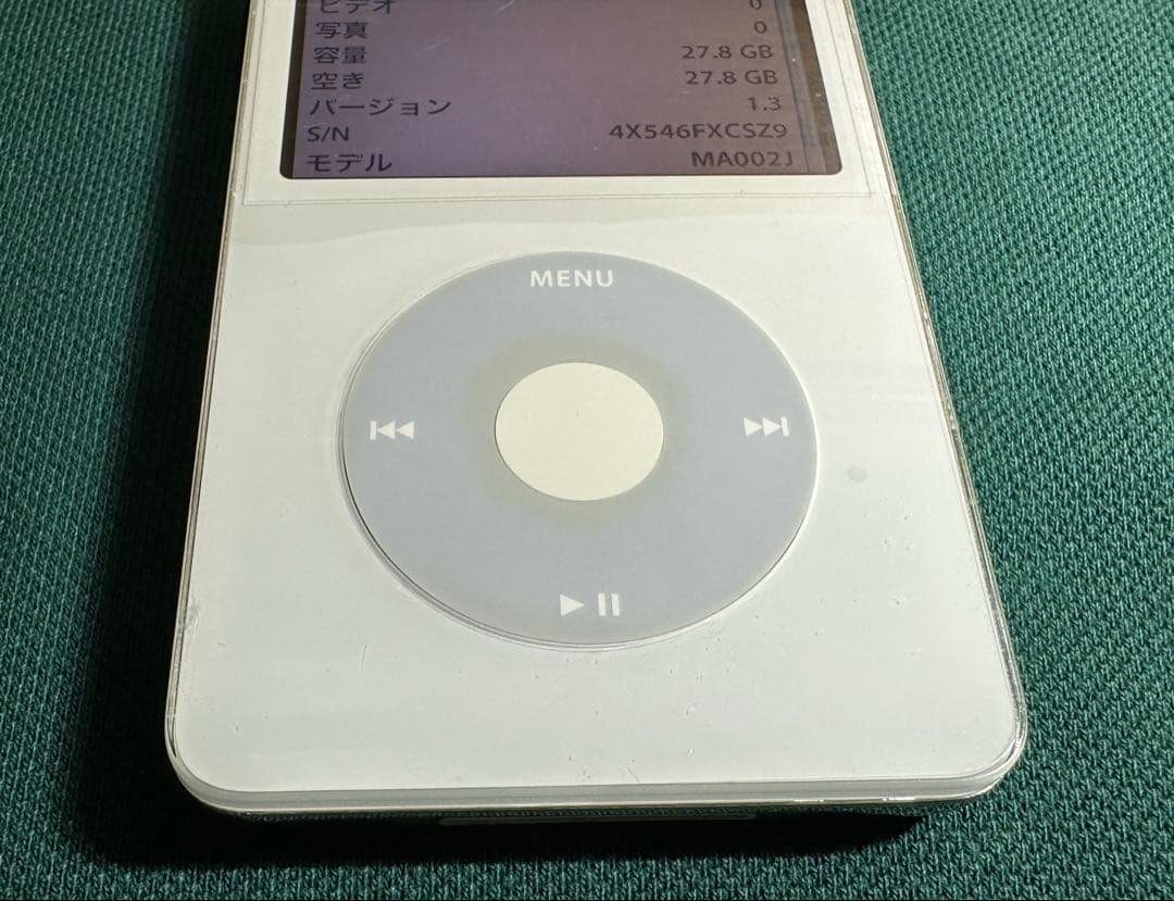 iPod 30GB 5世代 2箇所保護フィルム　新品バッテリー