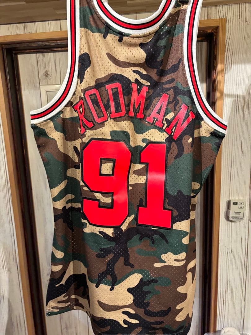 トップス Mitchell&ness chicago bulls rodman 91