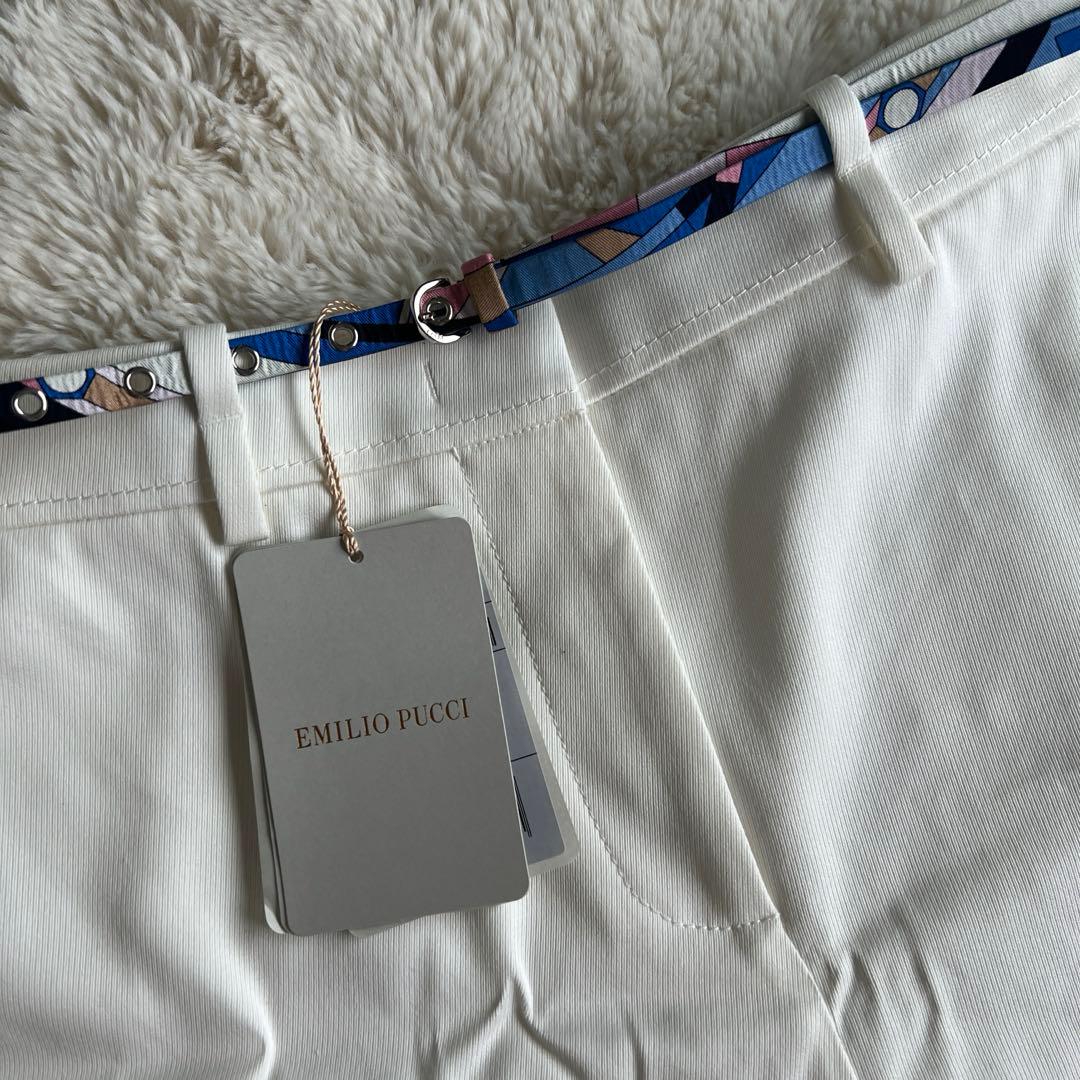 EMILIO PUCCI　エミリオプッチ　ホワイトショートパンツ　ベルト無し