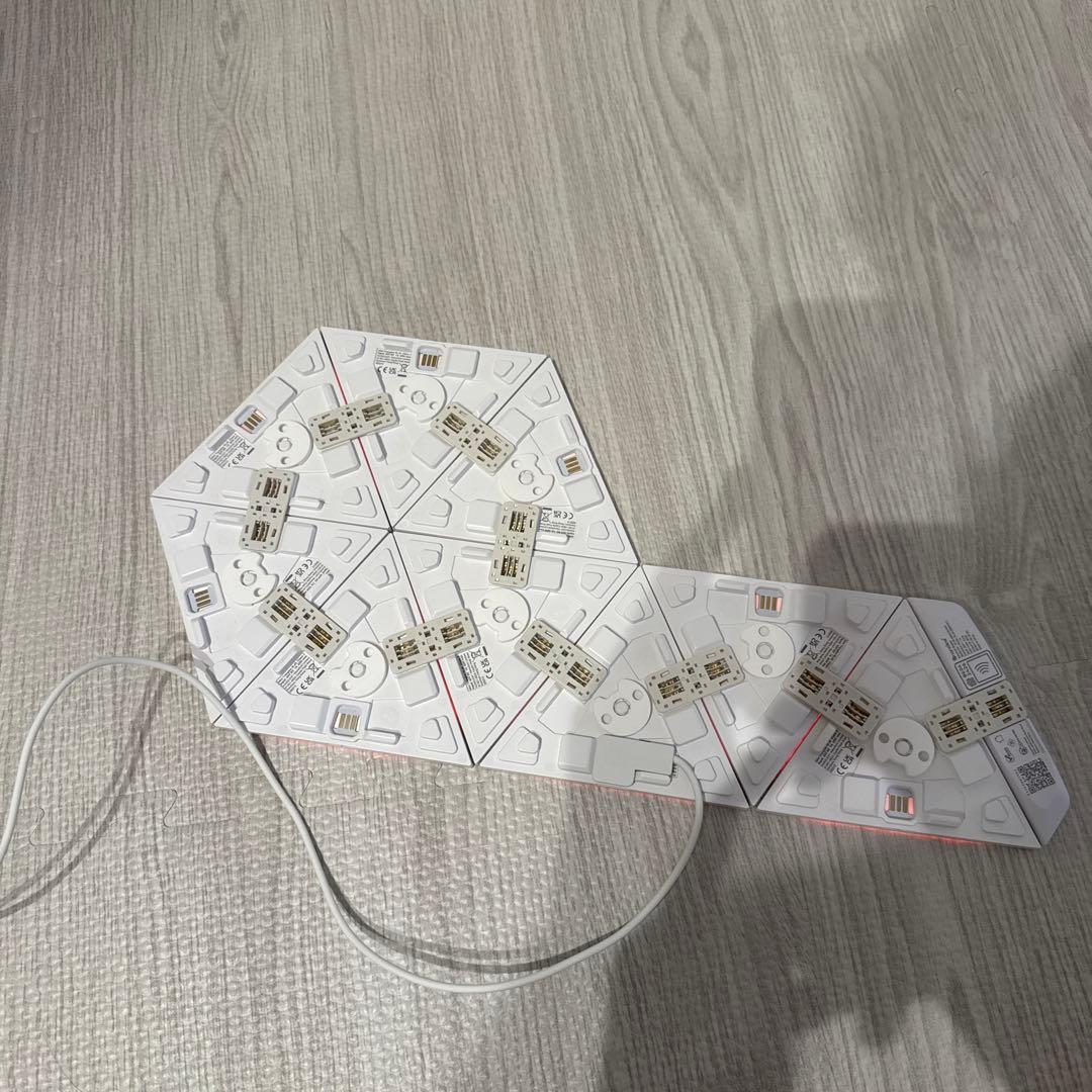 その他 Nanoleaf Shapes Triangles Smarter Kit
