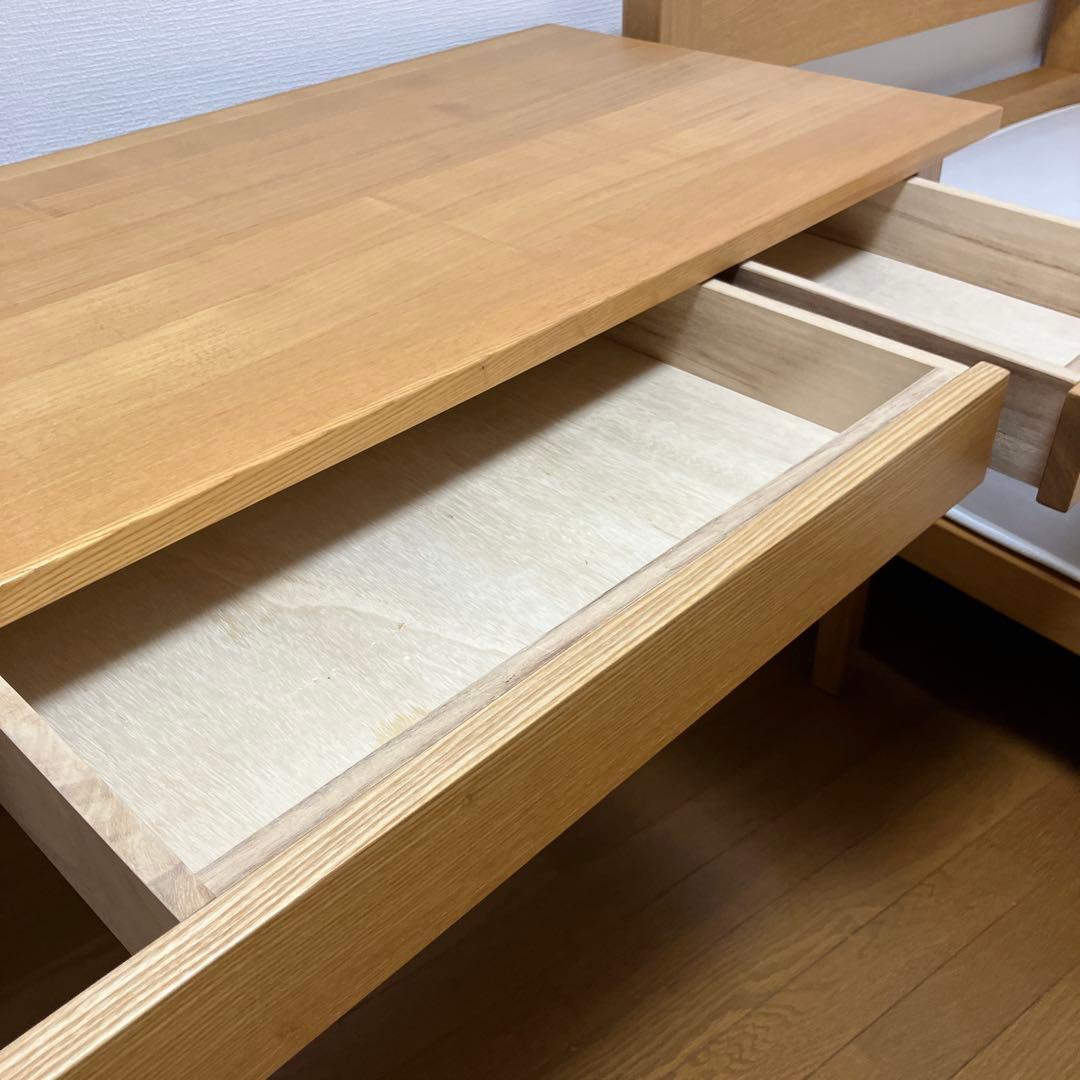 無印良品　タモ材デスク