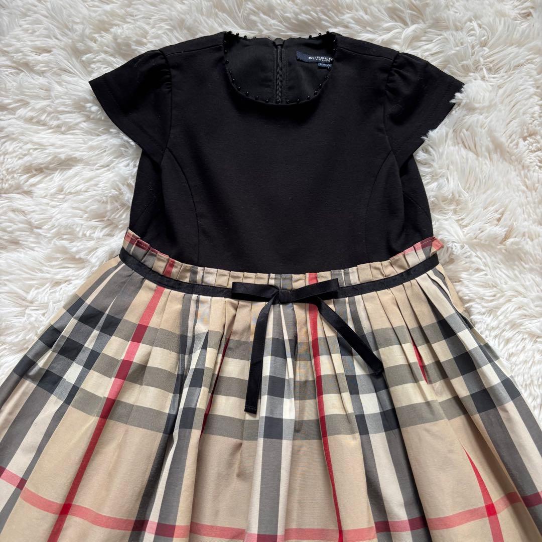 むむ様美品☆BURBERRY フォーマル ノバチェック フレア ドッキング 黒