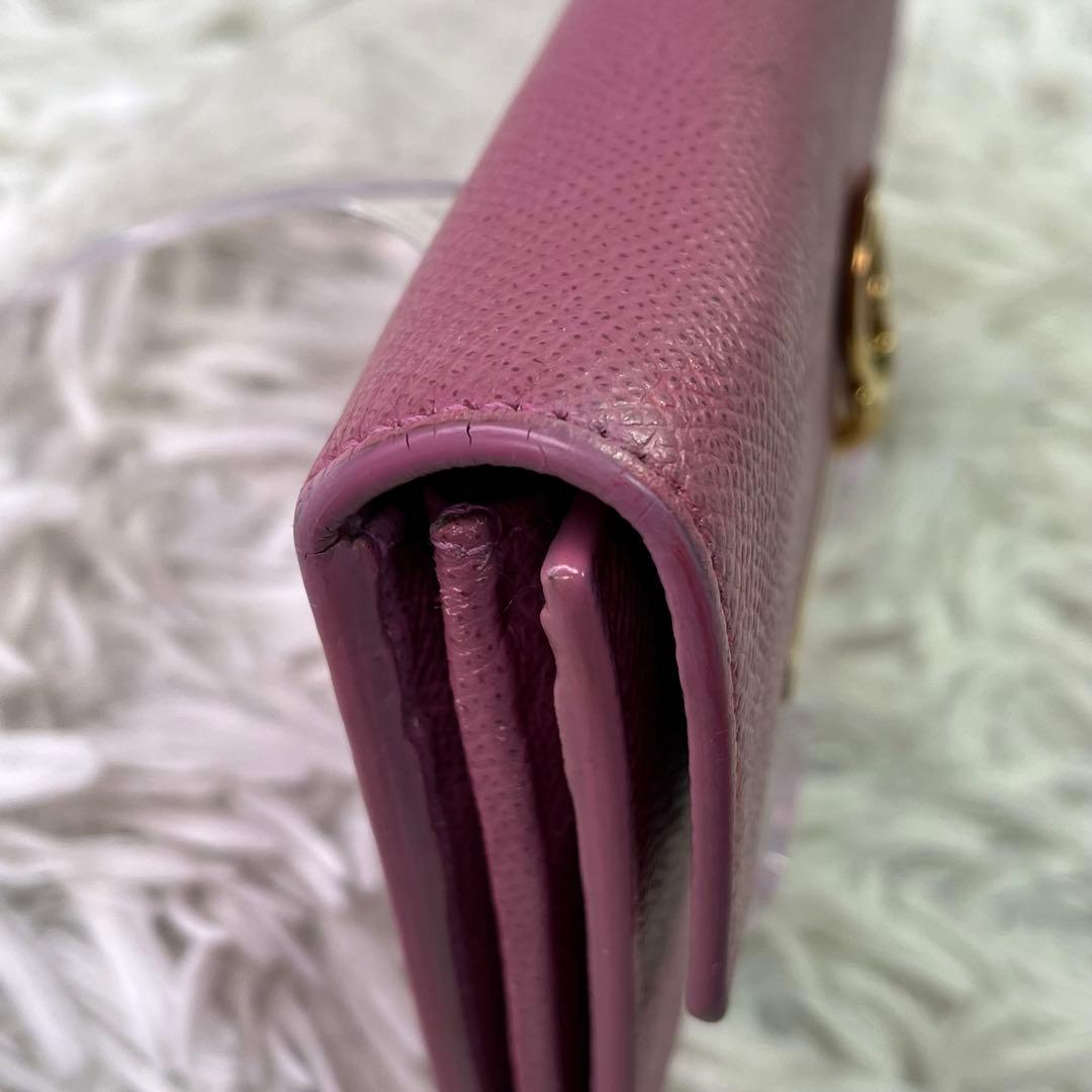 良品✨Ferragamo フェラガモ 二つ折り長財布 ガンチーニ　レザー ピンク