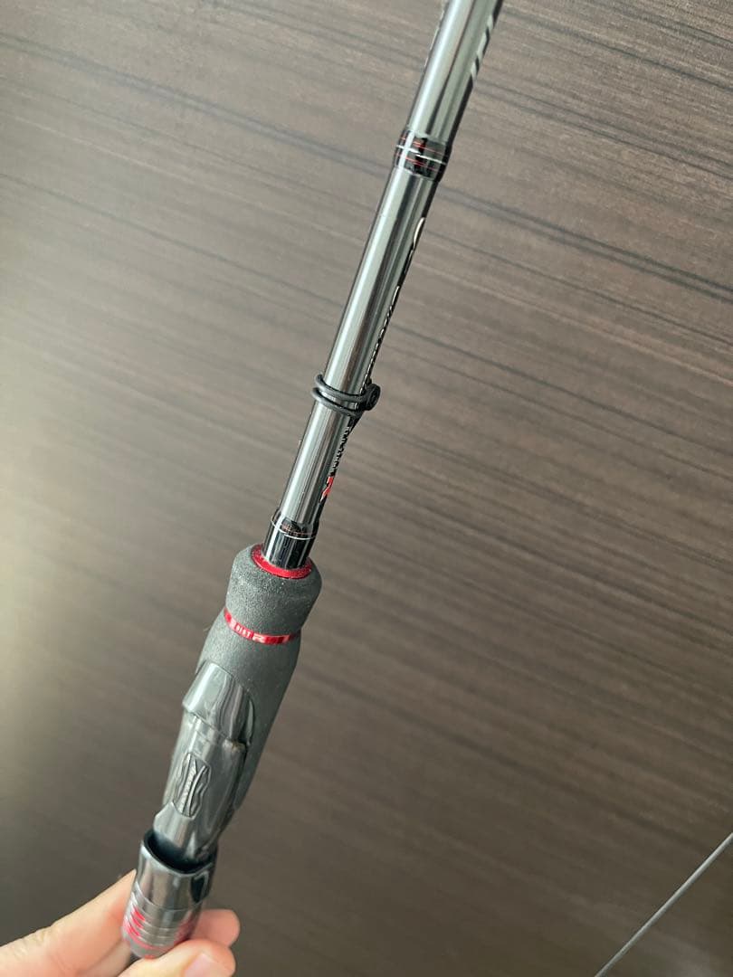 エメラルダス ストイスト IL 79MMH エギングロッド ロッドケース付き