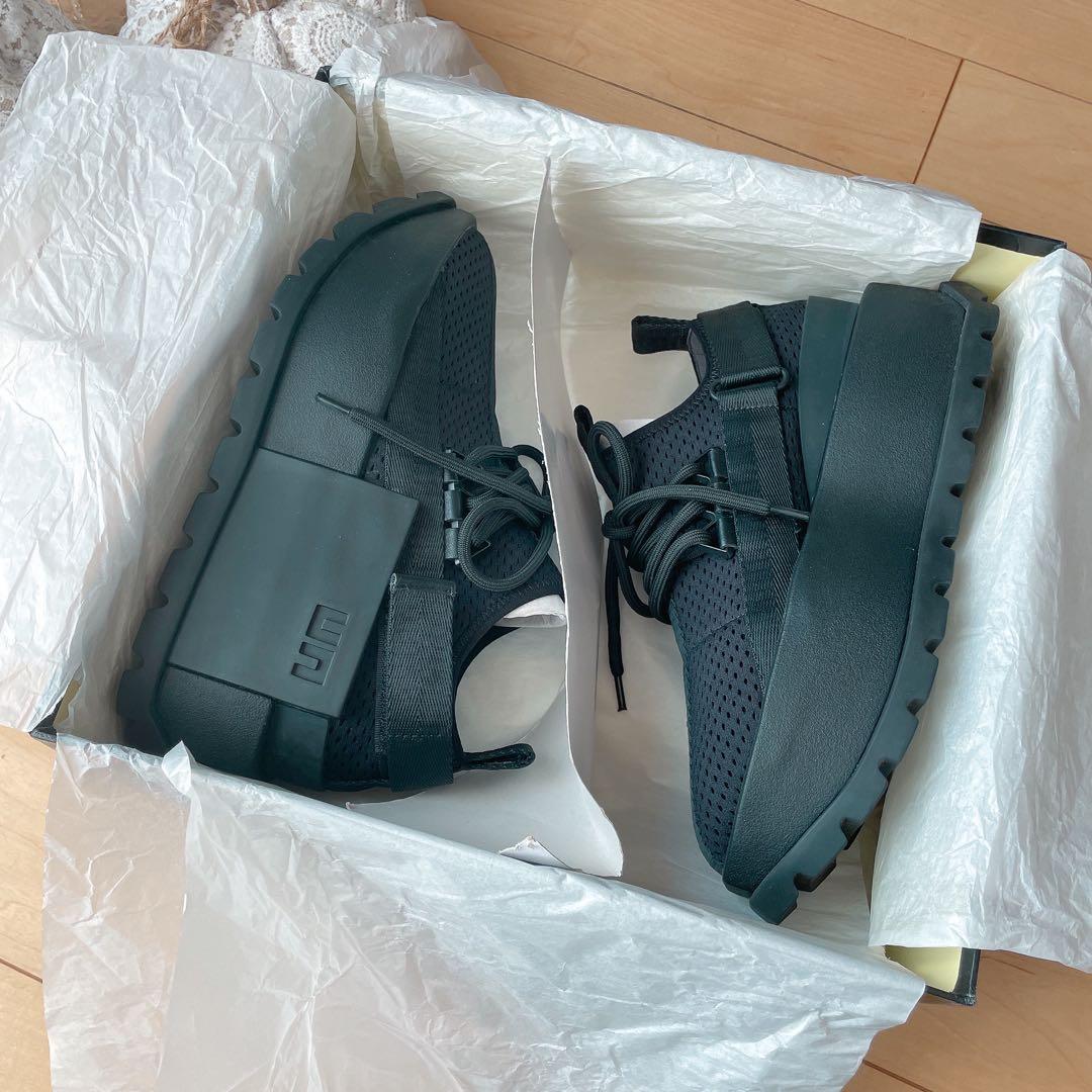 【美品✨】UNITED NUDE Roko Space （BLACK）