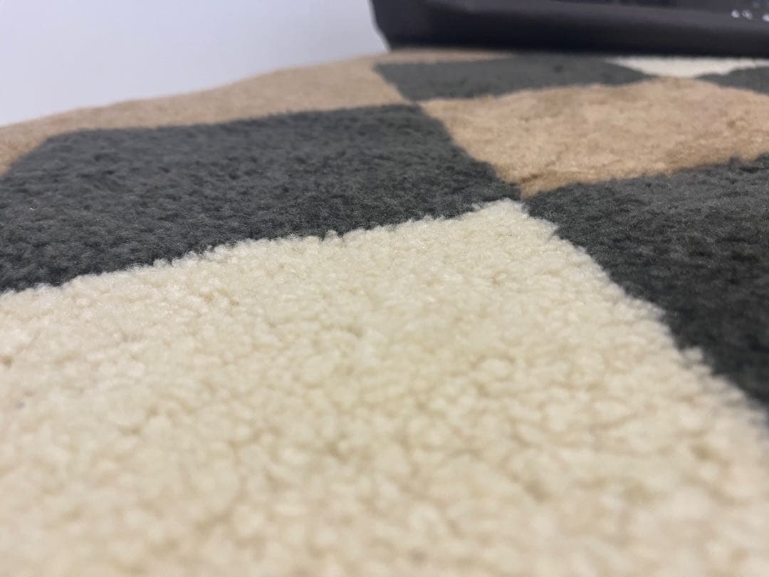 【値下げしました　納品書・保証書画像有り】限定巻毛35mmムートンシーツS