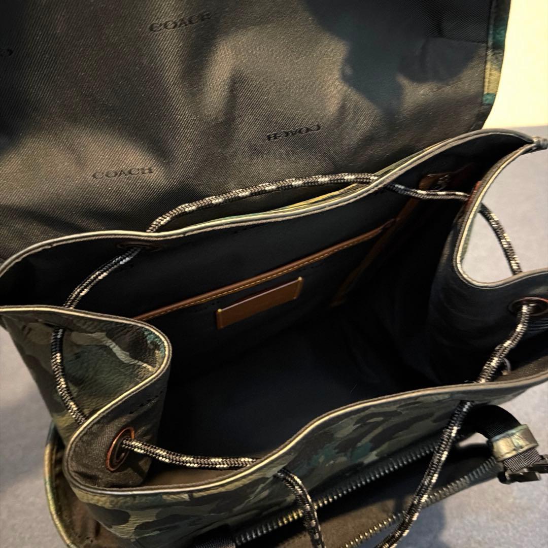 【美品】 Coach 迷彩柄リュック