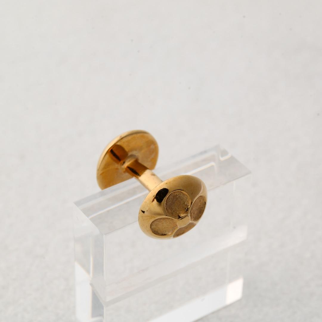 ルイヴィトン　カフス　ブトン　ドゥ　マンシェット　ゴールドカラー