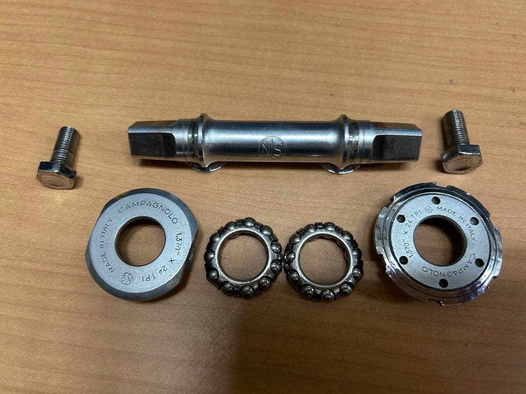 カンパニョーロ NJS ピスト用BB ボトムブラケット 競輪 PIST