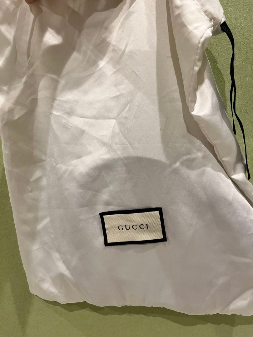GUCCI 超レア物！クロシェットベレー　保存袋付き