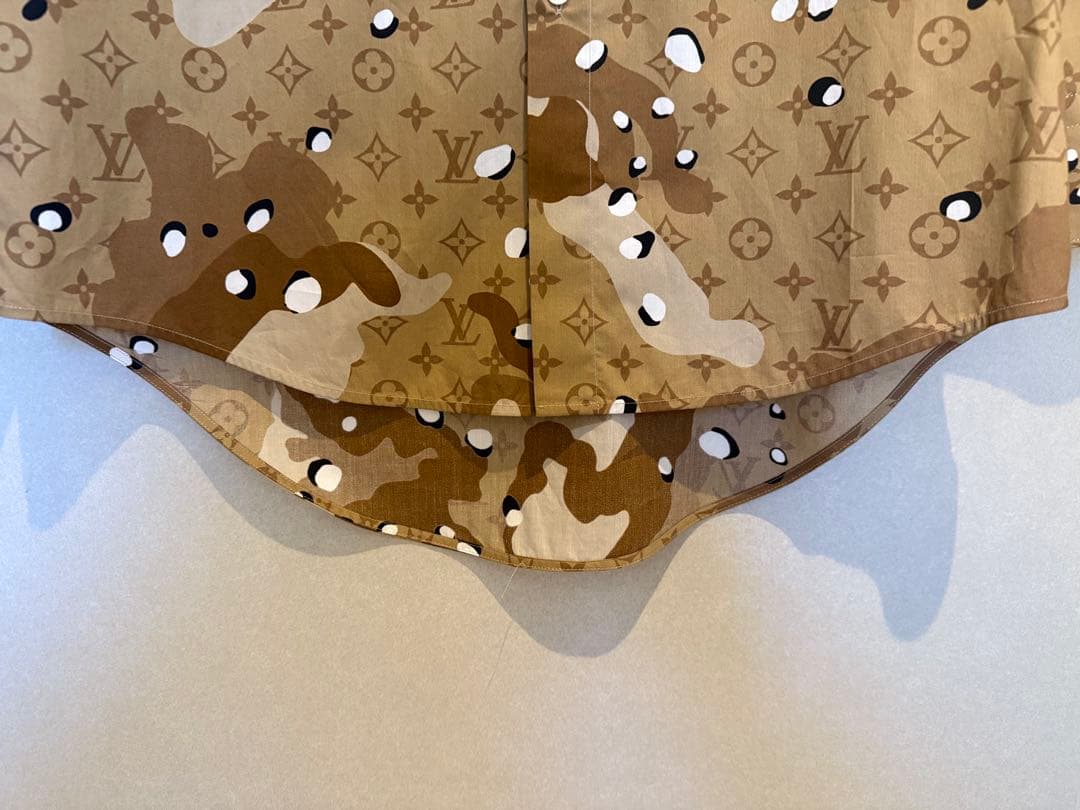 LOUIS VUITTON モノグラム カモフラージュ ロングスリーブ シャツ