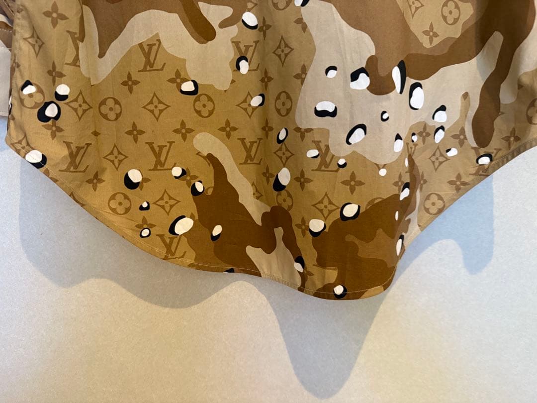 LOUIS VUITTON モノグラム カモフラージュ ロングスリーブ シャツ