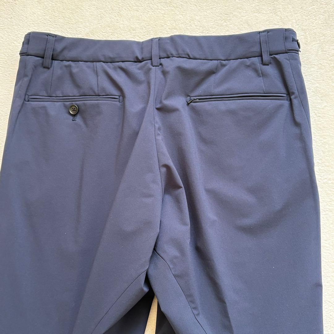 新品タグ付き DESCENTE デサント SOLOTEX セットアップネイビー