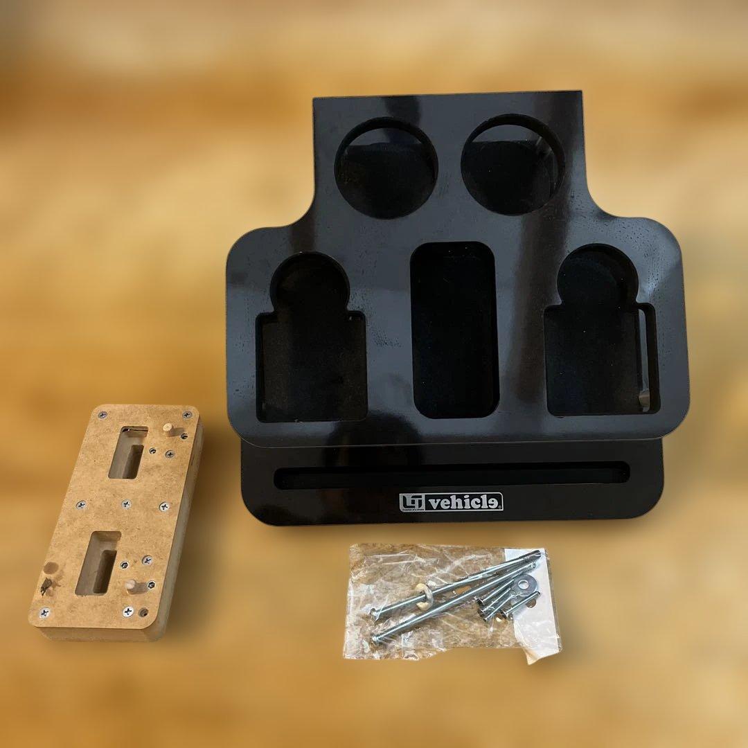 ハイエース　UI ユーアイ　ドリンクホルダー