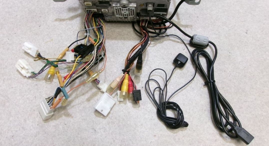 アルパイン　9インチSDナビ　EX009V-PRA　プリウスα　EX009V