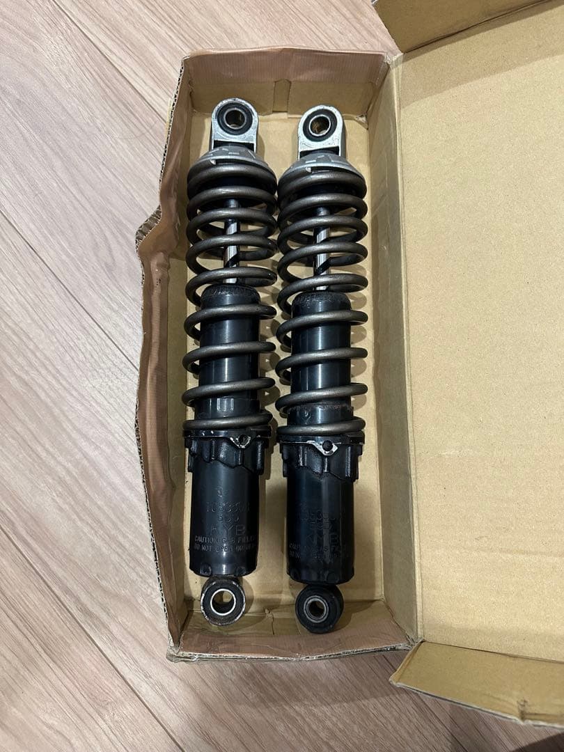 明日まで価格カヤバリヤサスペンションz1 z2 z400FX kz1000