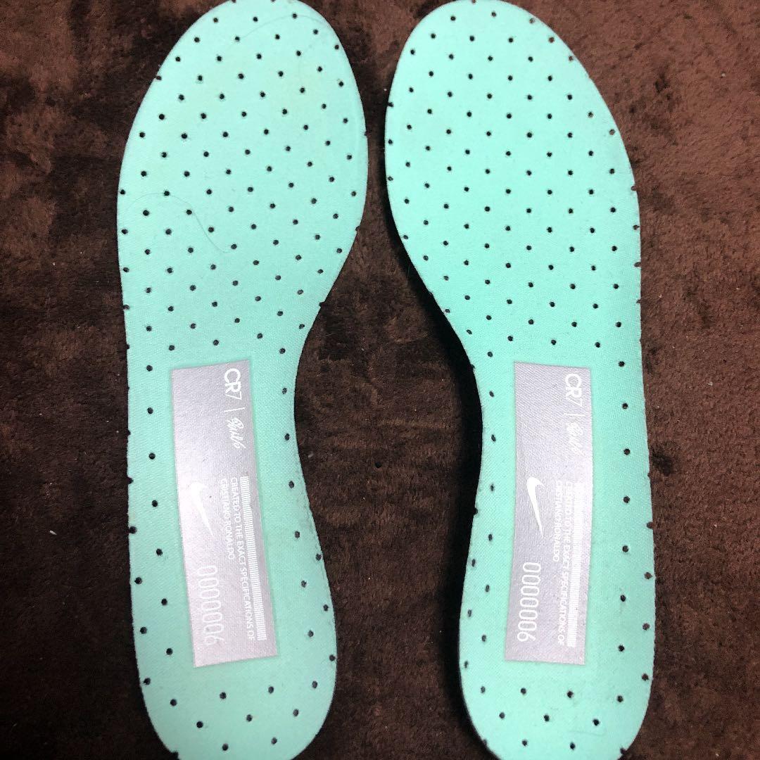 サッカースパイク マーキュリアル