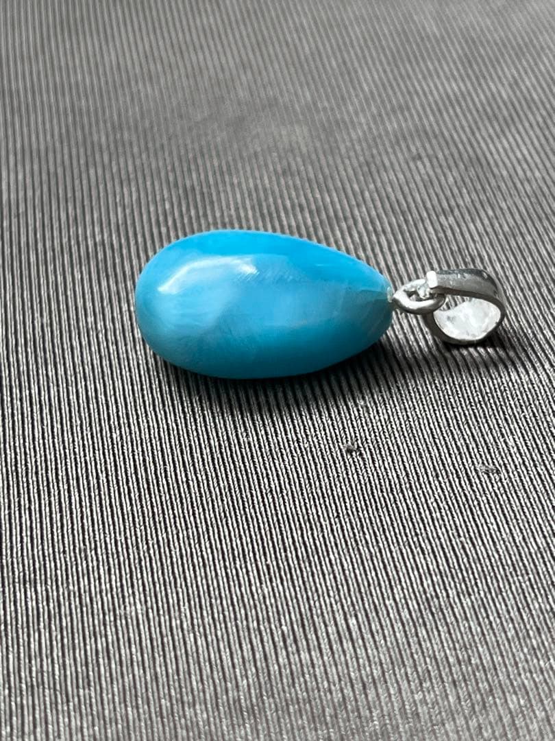 天然石ラリマー☆高品質！ひし型ペンダントトップ☆マリンブルー＆形が美しい！