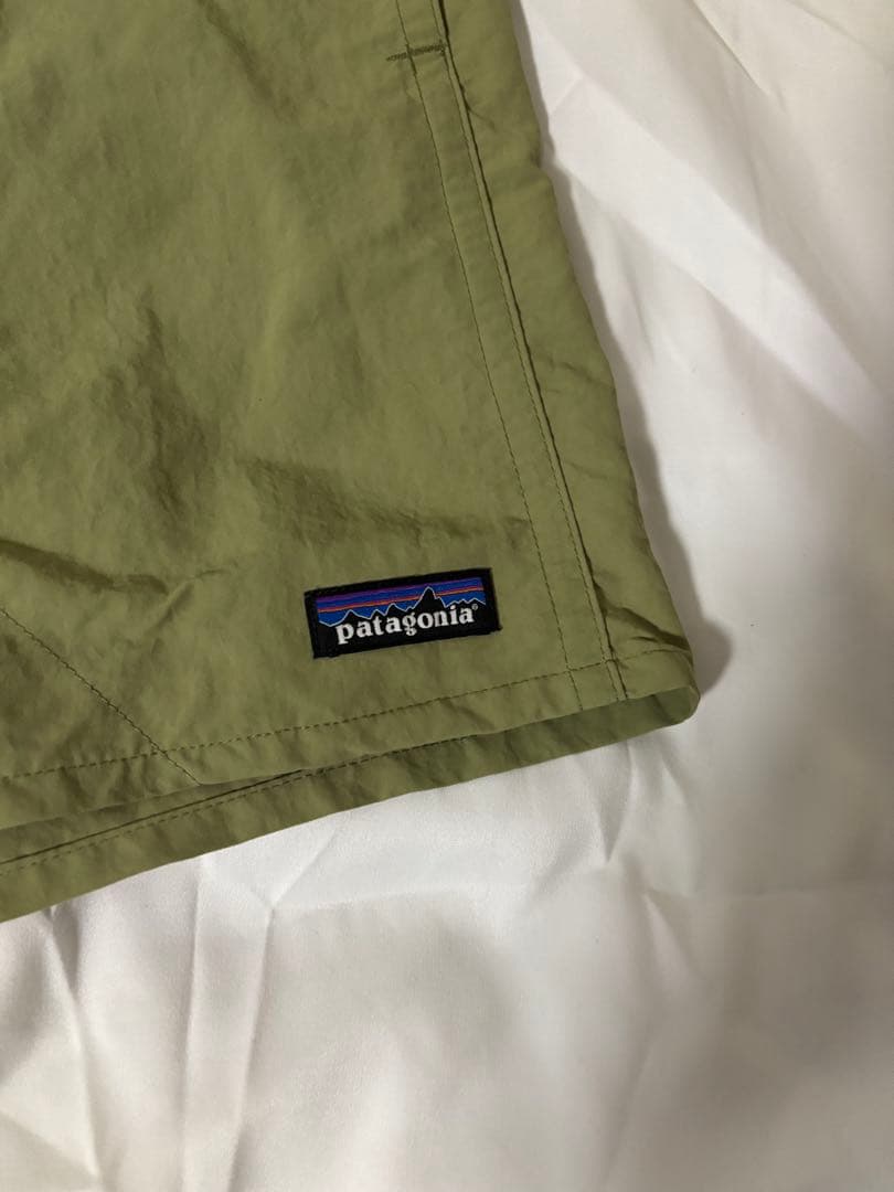 パタゴニア メンズ バギーズショーツ5インチ S (グリーン系) BUGR