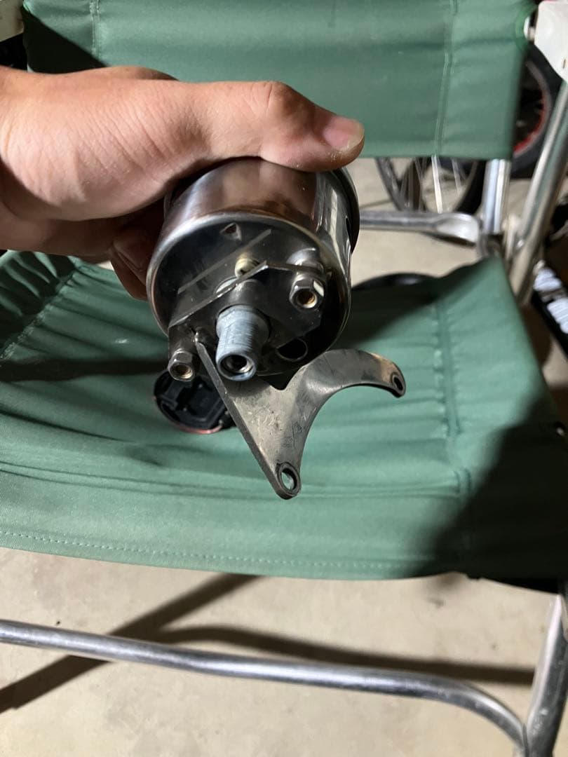 sr400 メーター　フェンダー