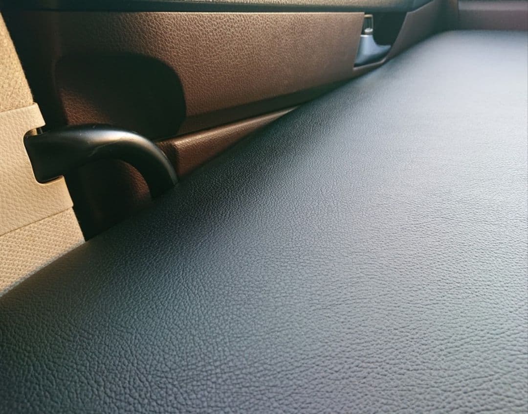 【新品】17プロフィア◆フラット助手席 ブラックレザー◆支柱キット付属