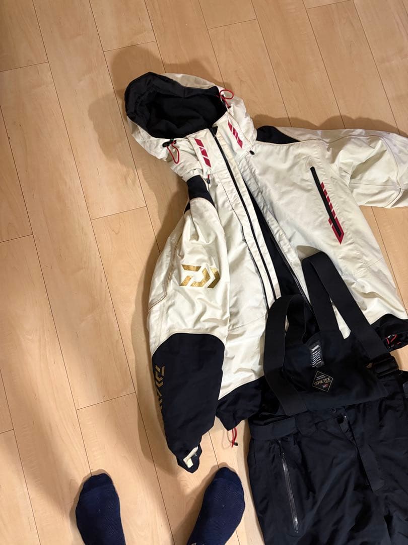 Daiwa フィッシングスーツ(上下セット)