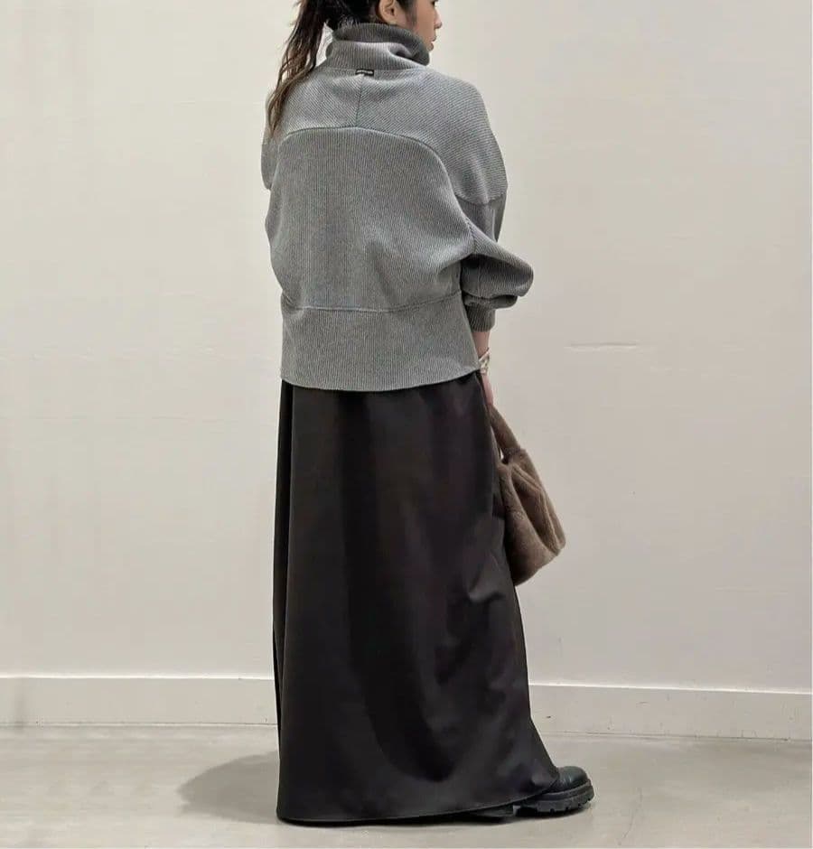 N.n⭐️様★美品2024.AmericanaSTANDUPジップ限定色