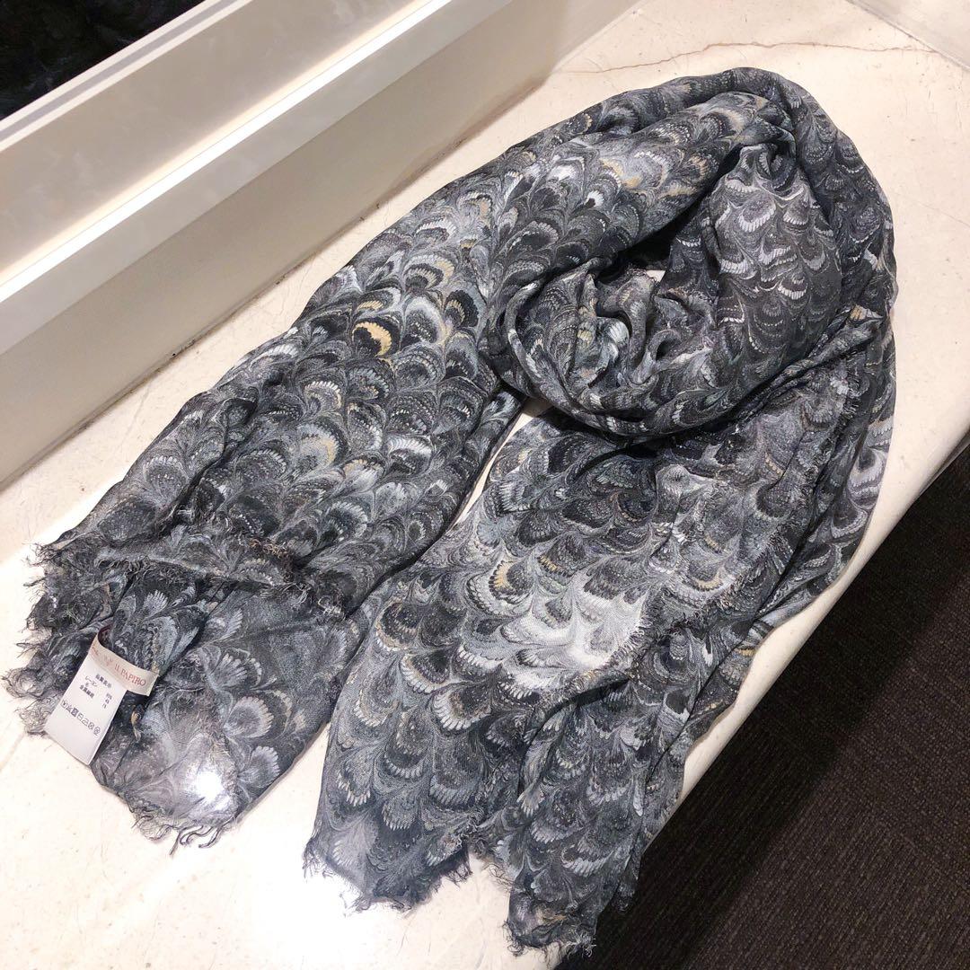 新品未使用　Faliero Sarti Il Papiroコラボストールラメ