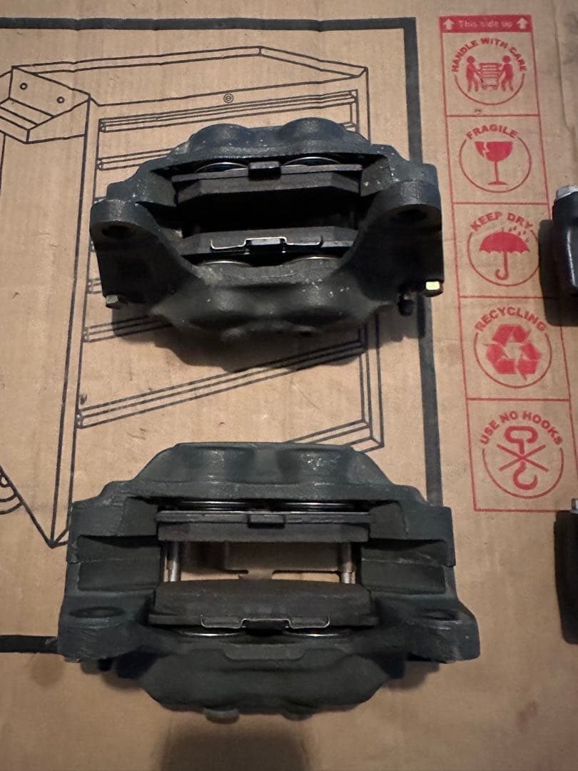 SUBARU ブレーキキャリパー 4pod 2pod前後セット