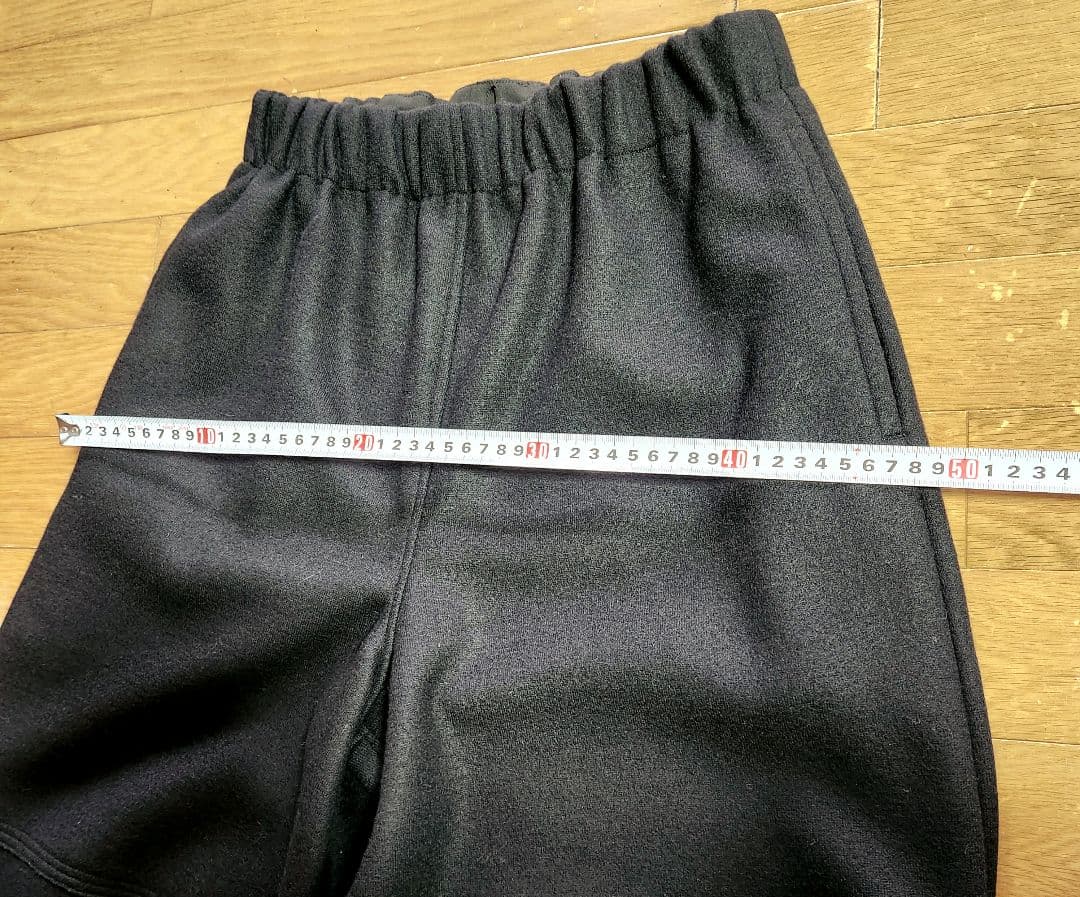 モナリザ　バルーンパンツ　圧縮ウールニット黒