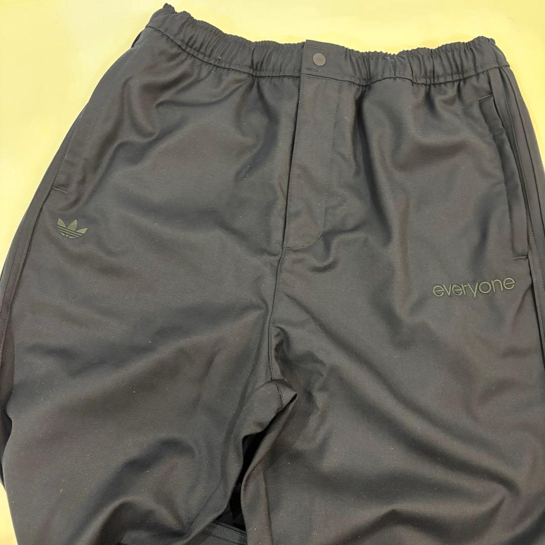新品未使用　TRACK PANT everyone (LEGEND INK)