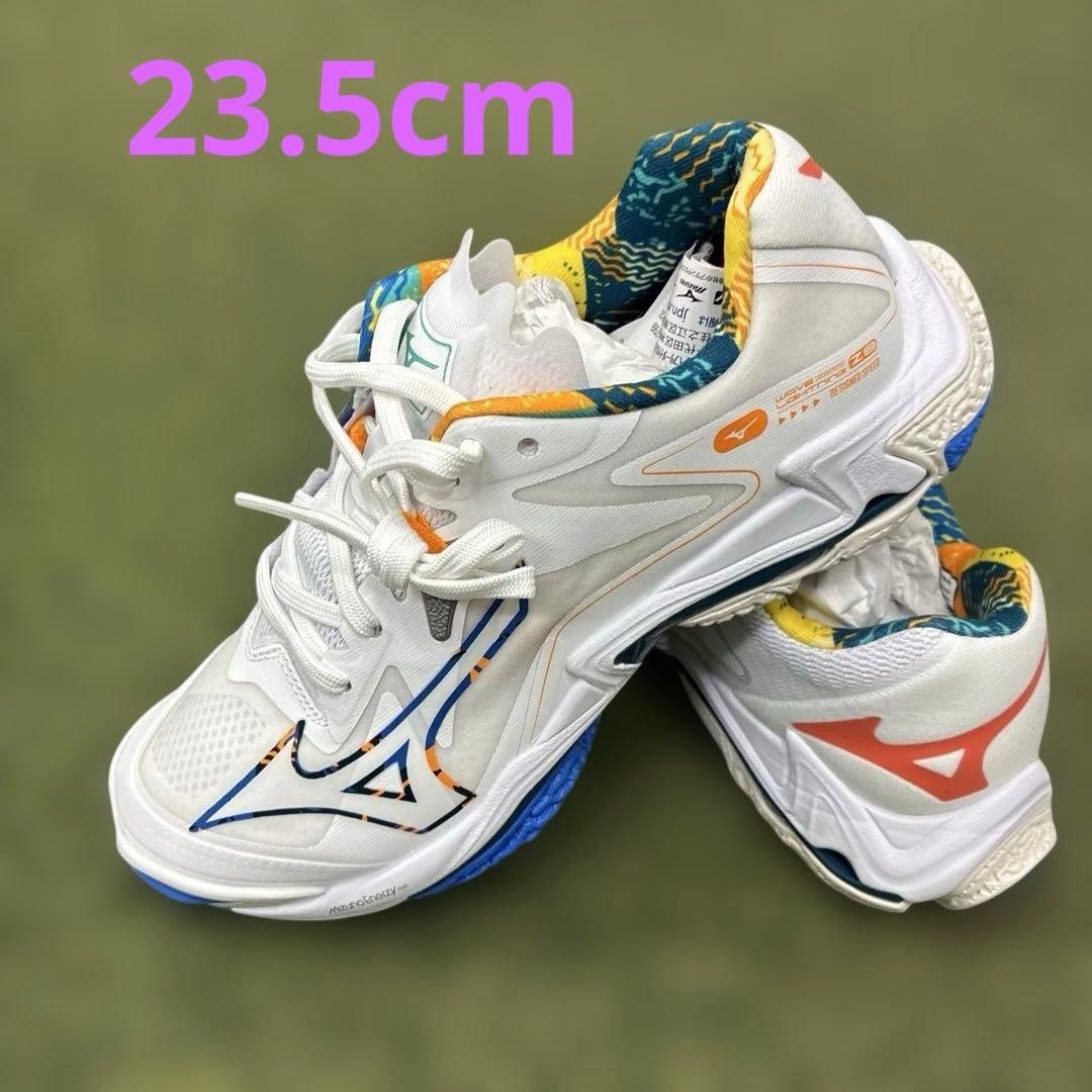 ミズノ ウェーブライトニングZ8 V1GA240056