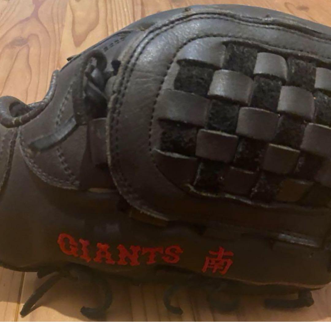 読売ジャイアンツ　南投手　実使用グローブ