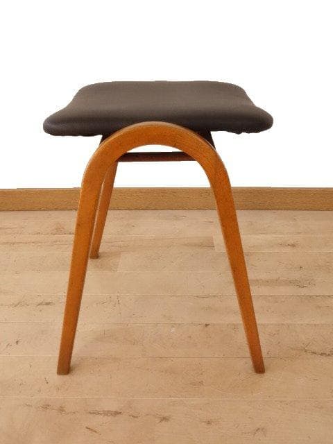 秋田木工　スタッキングスツール（カーキ色）②　座面張替・再塗装済ＵＳＥＤ