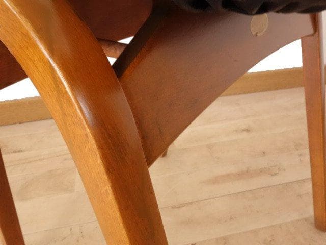 秋田木工　スタッキングスツール（カーキ色）②　座面張替・再塗装済ＵＳＥＤ