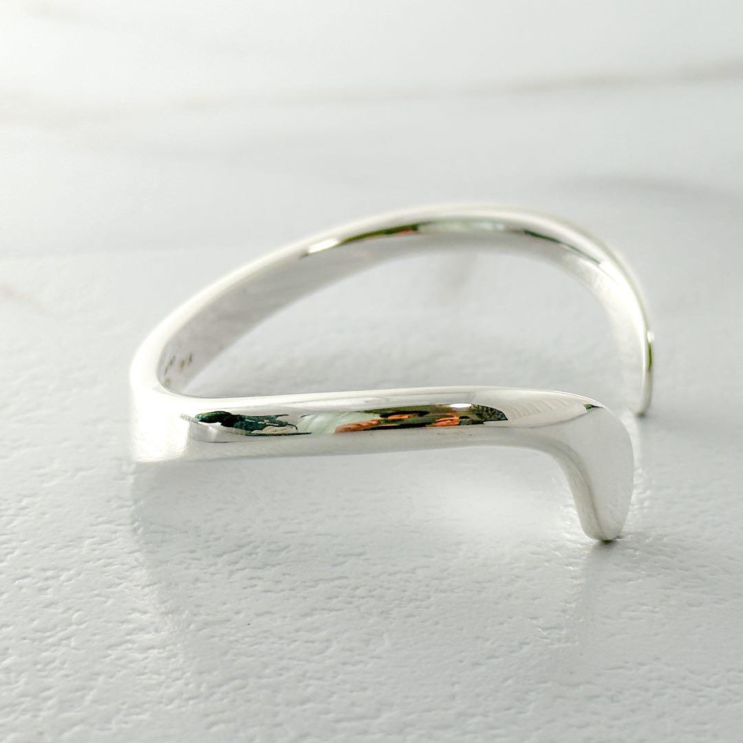 美品　 　バングル　９A　シルバー　925