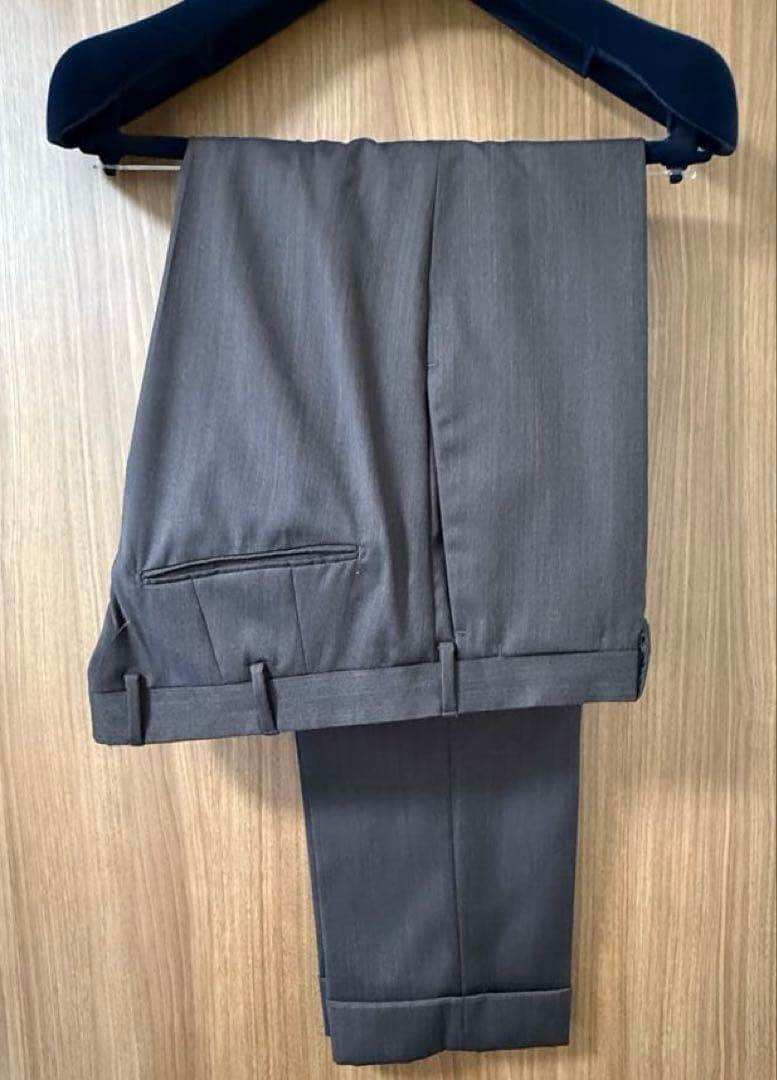 ボリオリ ブラウン BOGLIOLI スーツ サイズ48