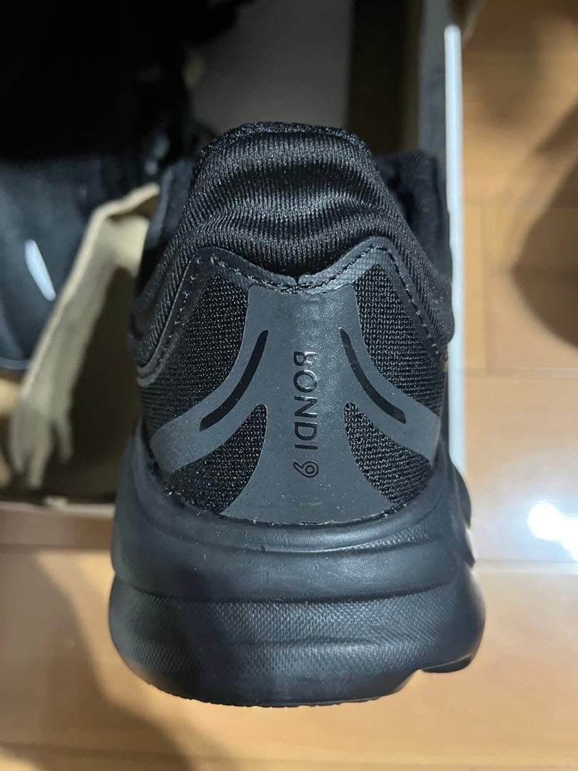 【新品未使用】HOKA BONDI9 ボンダイ9