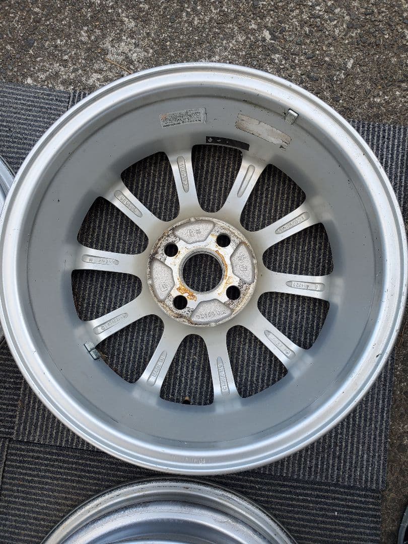 エコホルム 15インチ シルバー 10スポークホイール