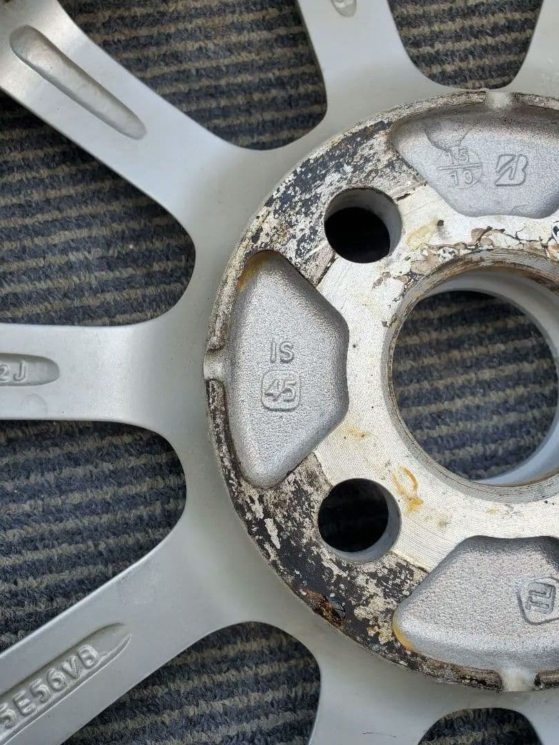 エコホルム 15インチ シルバー 10スポークホイール