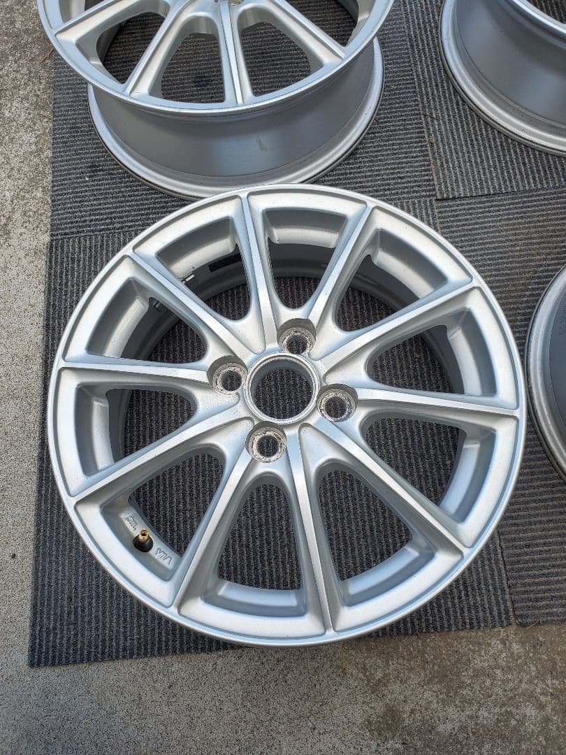 エコホルム 15インチ シルバー 10スポークホイール