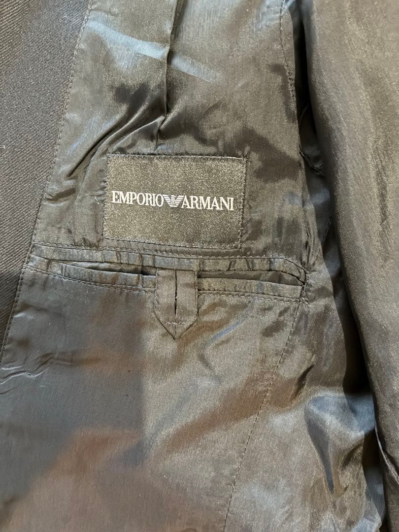 エンポリオ　アルマーニ　ブラック スーツ　ほぼ未使用